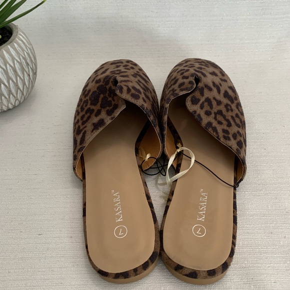 New KASARA Brown Leopard Slide Mules Woman’s 7 - Picture 8 of 9